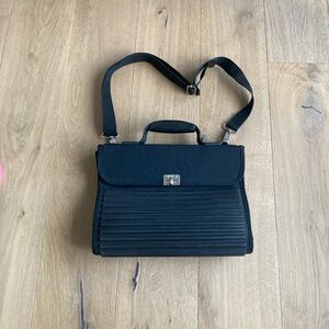 Classic Black MANDARINA DUCK Shoulder Briefcase with Top Handle